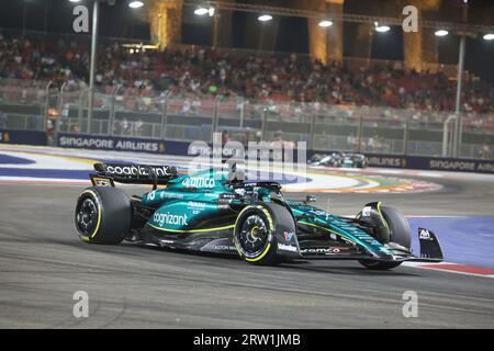 Singapore, Niederlande. 15 settembre 2023. 15/09/2023, Marina Bay Street Circuit, Singapore, FORMULA 1 2023 SINGAPORE AIRLINES SINGAPORE GRAND PRIX, nella foto Lance Walk (CAN), Aston Martin Aramco Cognizant Formula One Team credito: dpa/Alamy Live News Foto Stock
