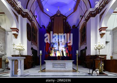 Medellin, Colombia - 15 aprile 2022: Chiesa cattolica Parroquia San José del Poblado a Medellin, Colombia. Foto Stock