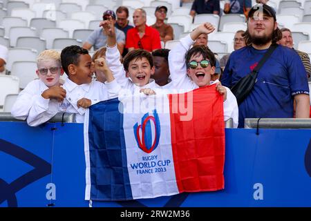 Bordeaux, Francia. 16 settembre 2023. BORDEAUX, FRANCIA - 16 SETTEMBRE: Tifosi e tifosi durante la partita di Coppa del mondo di rugby Francia 2023 tra Samoa e Cile allo Stade de Bordeaux il 16 settembre 2023 a Bordeaux, Francia. (Foto di Hans van der Valk/Orange Pictures) credito: Orange Pics BV/Alamy Live News Foto Stock