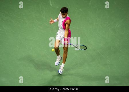 Ben Shelton (USA) partecipa alle semifinali del singolo maschile agli US Open Tennis 2023 Foto Stock