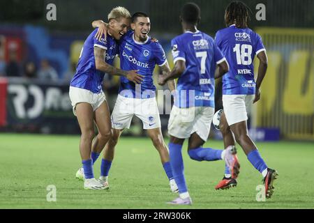 Bruxelles, Belgio. 16 settembre 2023. I giocatori di Genk festeggiano durante una partita di calcio tra Royale Union Saint-Gilloise e KRC Genk, sabato 16 settembre 2023 a Bruxelles, il giorno 07 della stagione 2023-2024 della prima divisione del campionato belga "Jupiler Pro League". BELGA PHOTO BRUNO FAHY Credit: Belga News Agency/Alamy Live News Foto Stock