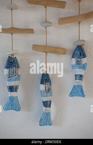 Bellissima lavorazione artigianale di souvenir locali, ideale per la casa, dalla Sardegna, San Teodoro, Italia Foto Stock