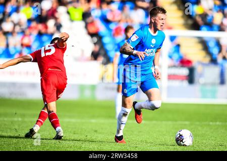 Peterborough, Regno Unito. 16 settembre 2023. Josh Knight (5 Peterborough United) va avanti durante la partita di Sky Bet League 1 tra Peterborough e Leyton Orient a London Road, Peterborough, sabato 16 settembre 2023. (Foto: Kevin Hodgson | mi News) crediti: MI News & Sport /Alamy Live News Foto Stock