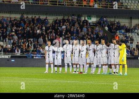 Brugge, Belgio. 16 settembre 2023. I giocatori di Charleroi fotografati durante e un minuto di silenzio per le vittime del terremoto in Marocco una partita di calcio tra il Club Brugge e lo Sporting Charleroi, sabato 16 settembre 2023 a Brugge, il giorno 07 della stagione 2023-2024 della prima divisione della 'Jupiler Pro League' del campionato belga. BELGA PHOTO KURT DESPLENTER Credit: Belga News Agency/Alamy Live News Foto Stock