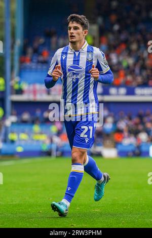 Sheffield, Regno Unito. 16 settembre 2023. Sheffield Wednesday centrocampista John Buckley in prestito dal Blackburn durante la partita Sheffield Wednesday FC contro Ipswich Town FC Sky BET Championship EFL all'Hillsborough Stadium, Sheffield, Regno Unito il 16 settembre 2023 Credit: Every Second Media/Alamy Live News Foto Stock