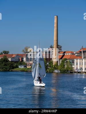 Ex birrificio Berliner Buergerbraeu, Spree a Friedrichshagen, Berlino, Germania Foto Stock