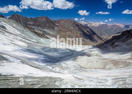 Fantastiche montagne di Tien Shan, Kirghizia Foto Stock