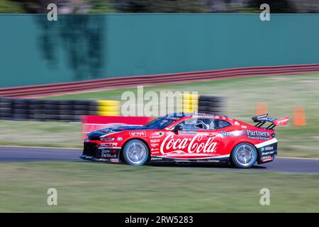 Melbourne, Australia, 17 settembre 2023. Will Brown (9) alla guida della Chevrolet Camaro ZL1-1LE per Coca-Cola Racing ed Erebus Motorsport durante il Repco Supercars Championship al Penrite Oil Sandown 500 presso il Sandown International Raceway il 17 settembre 2023 a Melbourne, Australia. Credito: Santanu Banik/Speed Media/Alamy Live News Foto Stock