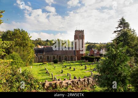 Chiesa del villaggio di Lympstone chiamata Lympstone Parish Church Foto Stock