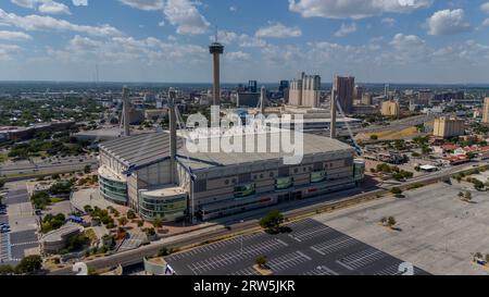 San Antonio, Texas, Stati Uniti. 14 settembre 2023. 14 settembre 2023-San Antonio, Texas: Veduta aerea dell'Alamodome a San Antonio, Texas. L'Alamodome è la sede della squadra NBA San Antonio Spurs. (Immagine di credito: © Walter G Arce Sr Grindstone medi/ASP) SOLO USO EDITORIALE! Non per USO commerciale! Foto Stock