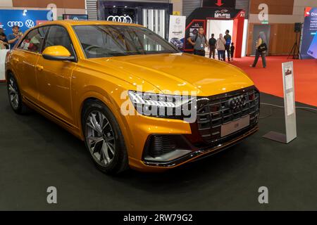 Kuala Lumpur, Malesia - 5 maggio 2023: Audi Q8 in mostra al Malaysia AutoShow 2023 Foto Stock