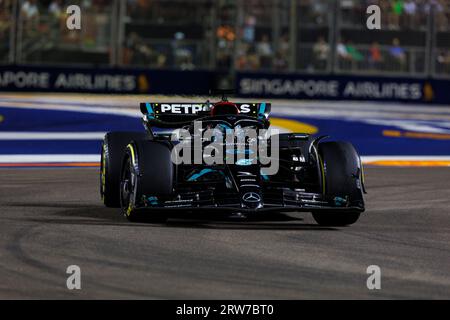 Circuito di Marina Bay Street, Singapore. 17 settembre 2023. 2023 Formula 1 Singapore Airlines Gran Premio di Singapore; giornata della gara; numero 63 pilota Mercedes AMG Petronas George Russell credito: Action Plus Sports/Alamy Live News Foto Stock