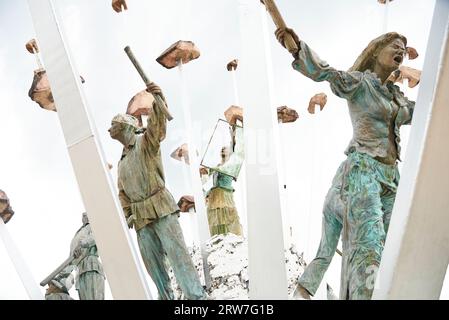 Aratoca, Santander, Colombia, 23 novembre 2022: Dettaglio del Monumento a Santandereanidad, scultura storica nel Parco Nazionale Chicamocha, Panachi. Foto Stock