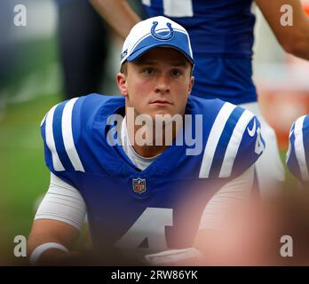 Houston, Texas, Stati Uniti. 17 settembre 2023: Il quarterback dei Colts Sam Ehlinger (4) durante una gara NFL tra i Texans e i Colts il 17 settembre 2023 a Houston. I Colts vinsero, 31-20. (Immagine di credito: © Scott Coleman/ZUMA Press Wire) SOLO USO EDITORIALE! Non per USO commerciale! Crediti: ZUMA Press, Inc./Alamy Live News Foto Stock