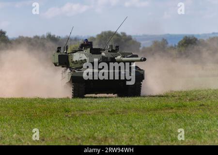 Leopard 2A7V Tank ai NATO Days 2023 a Ostrava, Repubblica Ceca Foto Stock