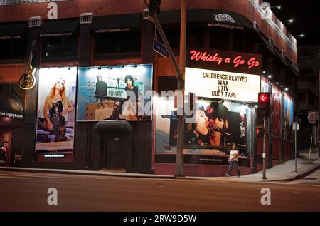 Cartelloni pubblicitari di Rolling Stones tratti dal video di Angry on the Whisky A Go Go, on the Sunset Strip, West Hollywood, Los Angeles, California, USA Foto Stock