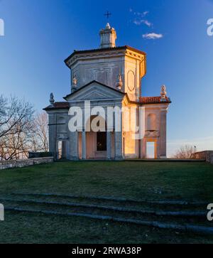 Assunzione della Vergine Maria. Quattordicesima cappella dell'architetto Giuseppe Bernascone (Varese) (1565 ? Varese) (1627) sulla via di pellegrinaggio del Foto Stock