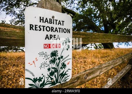 Cartello per l'area di restauro dell'habitat nel Shiloh Ranch Regional Park Foto Stock