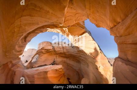 Melody Arch vicino al Wave a North Coyot Buttes Foto Stock