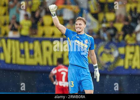 Villarreal, Spagna. 17 settembre 2023. Filip Jorgensen portiere del Villarreal CF durante la partita di la Liga tra Villarreal CF e UD Almeria giocata al la ceramica Stadium il 17 settembre 2023, a Villarreal, in Spagna. (Foto di Jose Torres /PRESSINPHOTO) crediti: PRESSINPHOTO SPORTS AGENCY/Alamy Live News Foto Stock