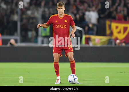 Stadio Olimpico, Roma, Italia. 17 settembre 2023. Serie A Football; Roma vs Empoli; Diego Llorente di AS Roma Credit: Action Plus Sports/Alamy Live News Foto Stock