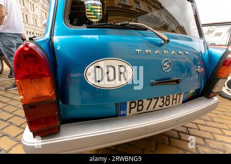 Sofia, Bulgaria - 17 settembre 2023: Parata retrospettiva autunnale di auto d'epoca o d'epoca, auto retrospettiva Foto Stock