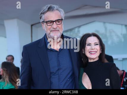 VENEZIA, ITALIA - 01 SETTEMBRE: Max Tortora e Maria Teresa Merlino partecipano a un Red carpet per il film "Felicità" alla 80° Mostra del Cinema di Venezia Foto Stock