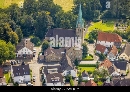 Vista aerea, St. Chiesa cattolica di Stefano, Opherdicke, Holzwickede, Ruhr area, Renania settentrionale-Vestfalia, Germania, luogo di culto, DE, Europe, Faith Commu Foto Stock