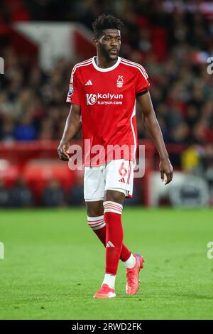 Ibrahim Sangaré #6 di Nottingham Forest durante la partita di Premier League Nottingham Forest vs Burnley al City Ground, Nottingham, Regno Unito, 18 settembre 2023 (foto di Gareth Evans/News Images) in, il 9/18/2023. (Foto di Gareth Evans/News Images/Sipa USA) credito: SIPA USA/Alamy Live News Foto Stock