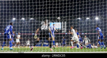 Cardiff, Regno Unito. 16 settembre 2023. Una visione generale come attacco della città di Swansea durante il gioco. Partita di campionato EFL Skybet, Cardiff City contro Swansea City al Cardiff City Stadium di Cardiff, Galles, sabato 16 settembre 2023. Questa immagine può essere utilizzata solo per scopi editoriali. Solo per uso editoriale, foto di Andrew Orchard/Andrew Orchard fotografia sportiva/Alamy Live news credito: Andrew Orchard fotografia sportiva/Alamy Live News Foto Stock