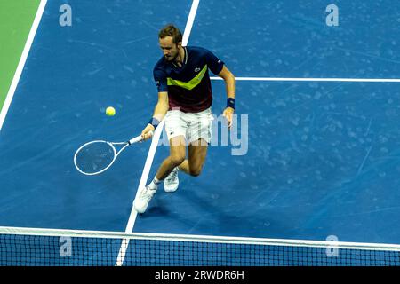 Daniil Medvedev (RUS che gareggia nelle semifinali del singolo maschile agli US Open Tennis 2023 Foto Stock