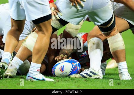 Bella, Francia. 17 settembre 2023. Illustrazione della palla durante la partita di Coppa del mondo di rugby tra Inghilterra e Giappone allo Stade de Nice il 17 settembre 2023 a Nizza, in Francia. Foto di Baptiste Paquot/ABACAPRESS.COM credito: Abaca Press/Alamy Live News Foto Stock