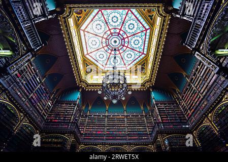 Gli splendidi interni del Gabinetto reale portoghese di Reading - Rio de Janeiro, Brasile Foto Stock