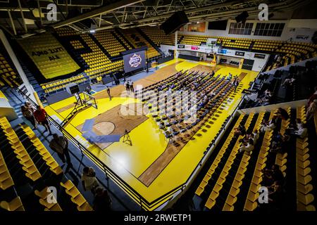 Spalato, Croazia. 18 settembre 2023. Anteprima del film The Magical Seven, documentario su Toni Kukoc, il leggendario giocatore di basket Jugoplastika, uno dei migliori giocatori europei di basket di tutti i tempi tenutosi al Gripe Sports Center, a Spalato, in Croazia, il 18 settembre 2023. Foto: Zvonimir Barisin/PIXSELL credito: Pixsell/Alamy Live News Foto Stock