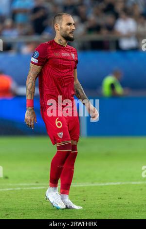 Atene, Grecia - 16 agosto 2023: Giocatore di Nemanja Gudelj in azione durante la finale di Supercoppa UEFA tra Manchester City e Siviglia a Stad Foto Stock