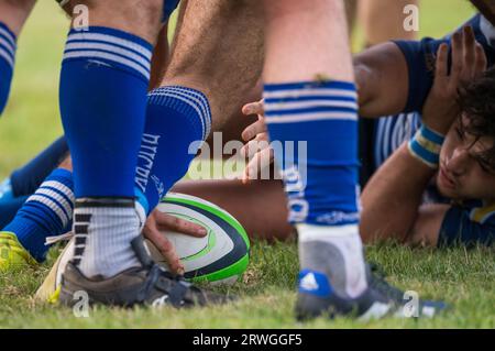 Inglese Mens amatoriale Rugby Union giocatori che giocano in una partita di campionato. Foto Stock