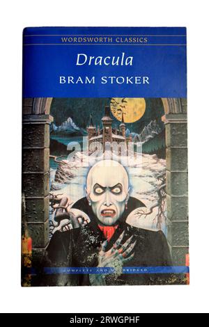 Bram Stoker - Dracula - copertina del libro, sfondo bianco, allestimento studio Foto Stock