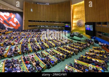 New York, USA. 19 settembre 2023. Il presidente DEGLI STATI UNITI Joe Biden si rivolge alla sessione di apertura della 78a Assemblea generale delle Nazioni Unite presso la sede delle Nazioni Unite. Crediti: Enrique Shore/Alamy Live News Foto Stock
