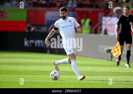 Heidenheim An Der Brenz, Deutschland. 17 settembre 2023. Fussball, Spieltag 04, Bundesliga, Saison 2023/2024, 1.FC Heidenheim gegen Werder Brema AM 17.09.2023 a Heidenheim. UBz: 03 Anthony Jung, Werder Brema. Credito: dpa/Alamy Live News Foto Stock