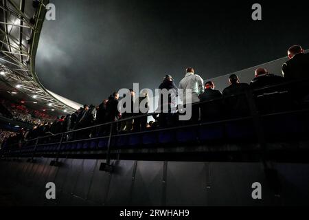 Rotterdam, Paesi Bassi. 19 settembre 2023. IRotterdam - tifosi del Feyenoord durante la prima tappa della UEFA Champions League tra Feyenoord e Celtic allo Stadion Feijenoord De Kuip il 19 settembre 2023 a Rotterdam, Paesi Bassi. Credito: Immagini da Box a Box/Alamy Live News Foto Stock