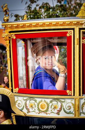 L'Aia, Niederlande. 19 settembre 2023. L'AIA - Re Willem-Alexander, Regina Maxima, Principessa Amalia, Principessa Alexia, Principe Constantijn e Principessa Laurentien a Prinsjesdag 2023. Credito: Patrick van Katwijk/dpa/Alamy Live News Foto Stock