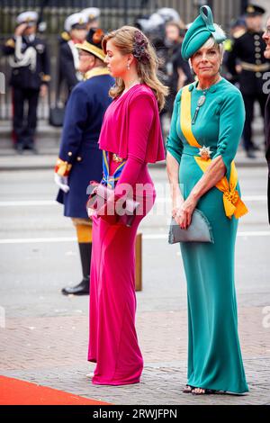 L'Aia, Niederlande. 19 settembre 2023. L'AIA - Re Willem-Alexander, Regina Maxima, Principessa Amalia, Principessa Alexia, Principe Constantijn e Principessa Laurentien a Prinsjesdag 2023. Credito: Patrick van Katwijk/dpa/Alamy Live News Foto Stock