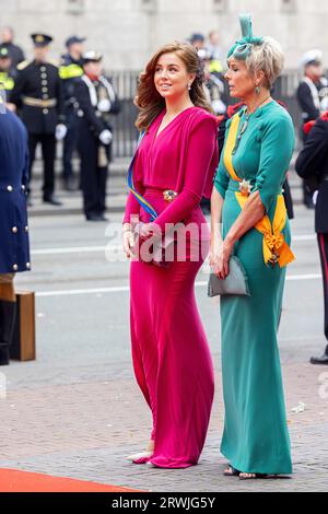 L'Aia, Niederlande. 19 settembre 2023. L'AIA - Re Willem-Alexander, Regina Maxima, Principessa Amalia, Principessa Alexia, Principe Constantijn e Principessa Laurentien a Prinsjesdag 2023. Credito: Patrick van Katwijk/dpa/Alamy Live News Foto Stock