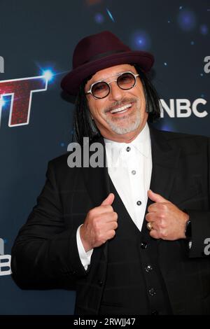 Pasadena, CA. 19 settembre 2023. Howie Mandel al America's Got Talent Season 18 Live Show all'Hotel Dena di Pasadena, California, il 19 settembre 2023. Crediti: Faye Sadou/Media Punch/Alamy Live News Foto Stock