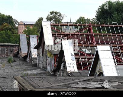 Potsdam, Germania. 18 settembre 2023. Le sale fatiscenti dell'ex sito GREZZO vicino alla stazione ferroviaria principale di Potsdam. Credito: Soeren Stache/dpa/Alamy Live News Foto Stock