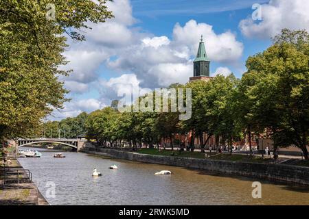 Aurajoki o fiume Aura a Turku, Finlandia Foto Stock