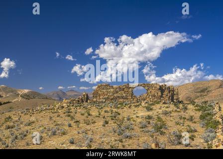 New Scenic 5 posti le rovine di casa su Isla del Sol, isola sul lago Titicaca in Bolivia Foto Stock