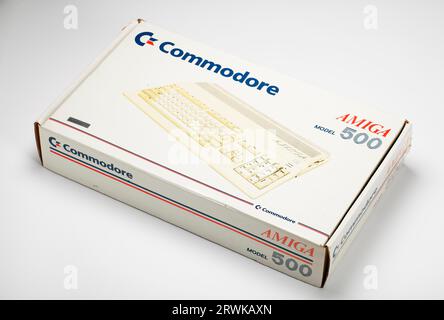 Scatola del computer Commodore Amiga dagli anni ottanta Foto Stock