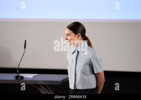 20 settembre 2023, Madrid, Madrid, Spagna: Barbara Lennie annuncia che "la soledad de la nieve" sarà il film selezionato per rappresentare la Spagna agli Oscar della Film Academy il 20 settembre 2023 a Madrid, Spagna ."la soledad de la nieve", di Juan Antonio Bayona, è il lungometraggio selezionato dall'Academy of Motion Picture Arts and Sciences per rappresentare la Spagna alla prossima edizione degli Oscar nella categoria Best International Film. La 96a edizione degli Oscar Awards si svolgerà domenica 10 marzo 2024 (Credit Image: © Jack Abuin/ZUMA Press Wire) SOLO PER USO EDITORIALE! Non per il settore commerciale Foto Stock