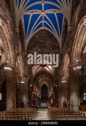 L'interno della cattedrale di St Giles (High Kirk) con la sua architettura panoramica, Edimburgo. Foto Stock